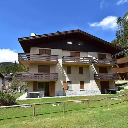 Apartment 2 Abeti Mansarda Madonna di Campiglio